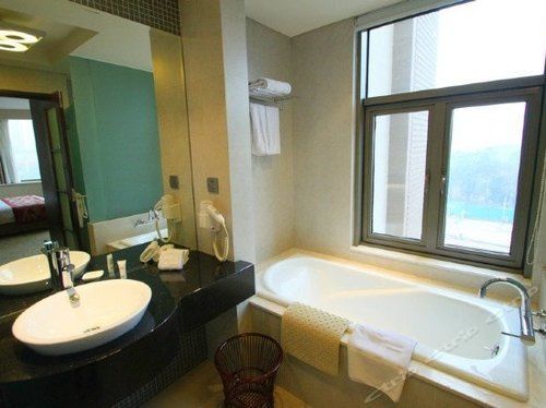 Shanghai Forte Hotel Bagian luar foto