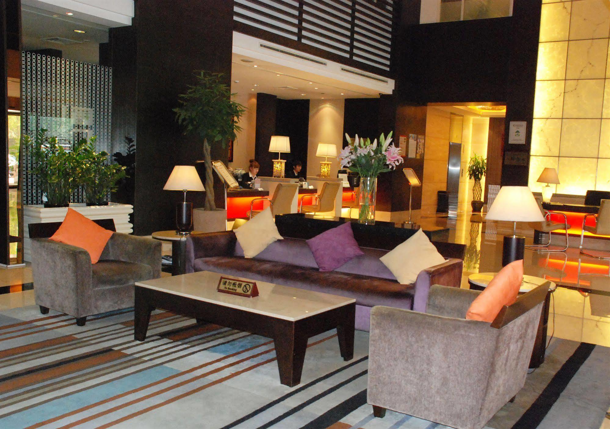 Shanghai Forte Hotel Bagian luar foto