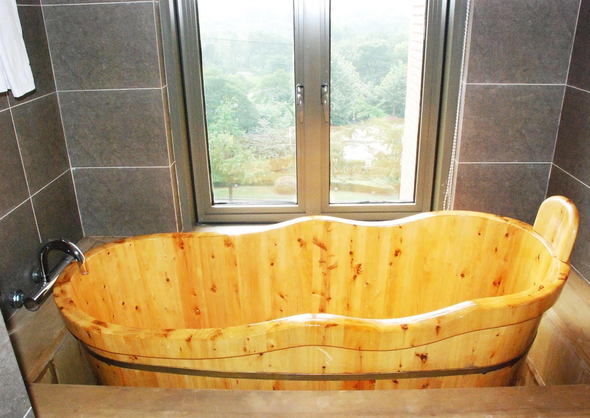 Shanghai Forte Hotel Bagian luar foto